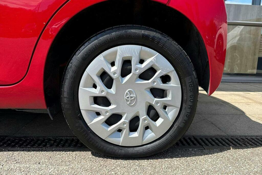 Toyota Aygo 1.0 Vvt Black #31