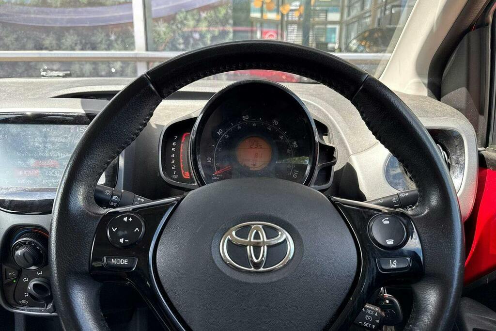 Toyota Aygo 1.0 Vvt Black #10