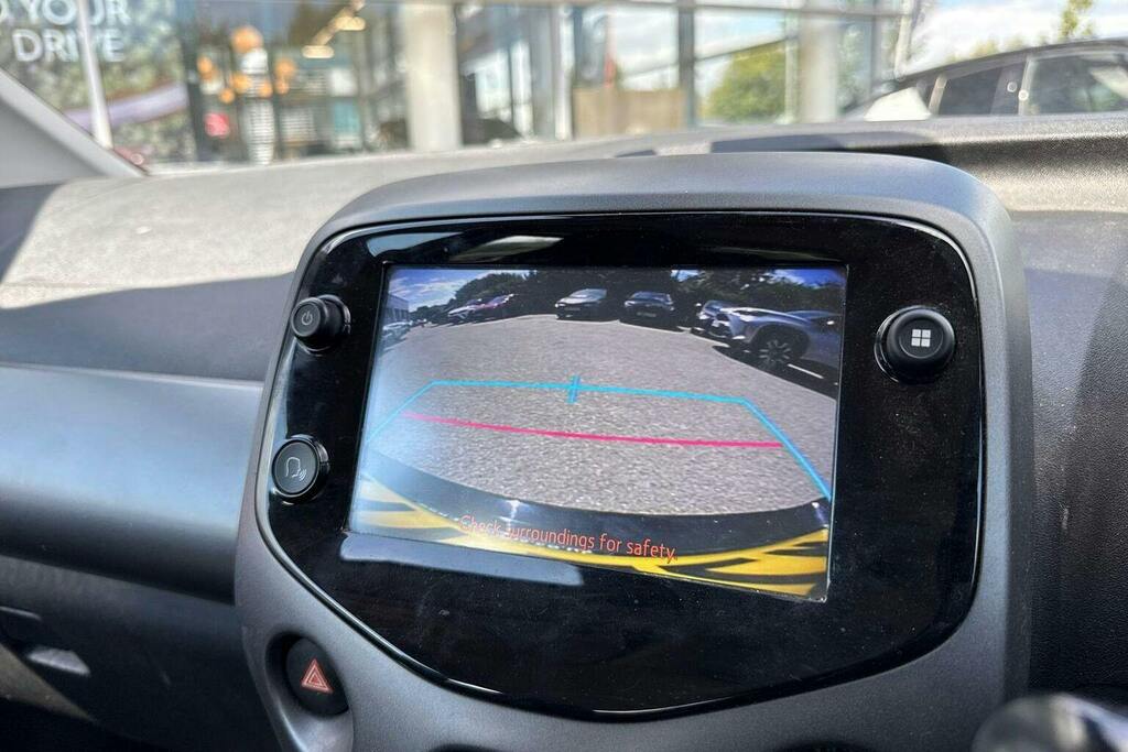 Toyota Aygo 1.0 Vvt Black #16