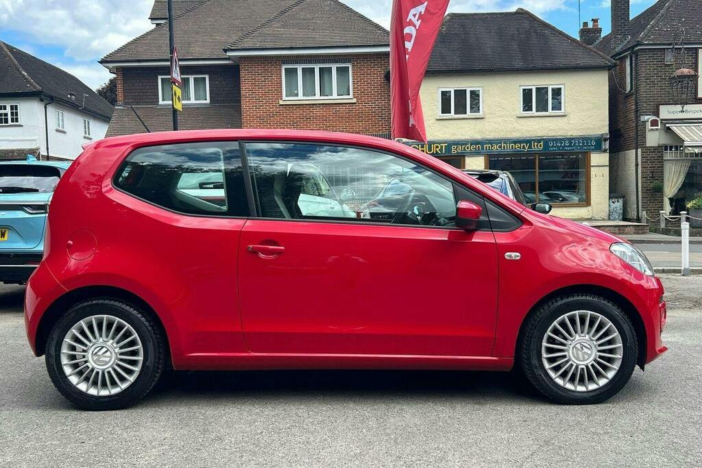 Volkswagen Up 1.0 Bluemotion Tech High Up Hatchback Red #2