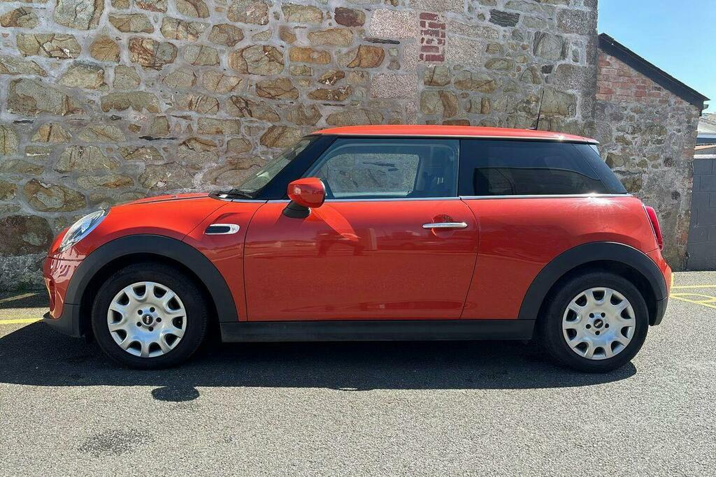 Mini Hatch 1.5 One Classic Hatchback LG69SWZ Orange #6