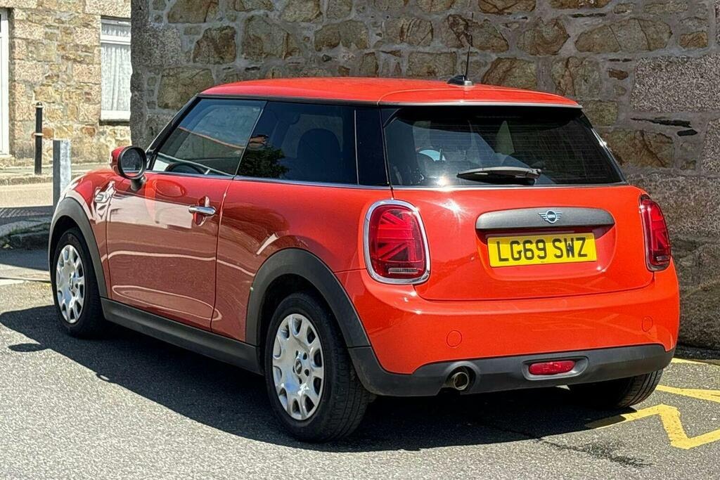 Mini Hatch 1.5 One Classic Hatchback LG69SWZ Orange #5