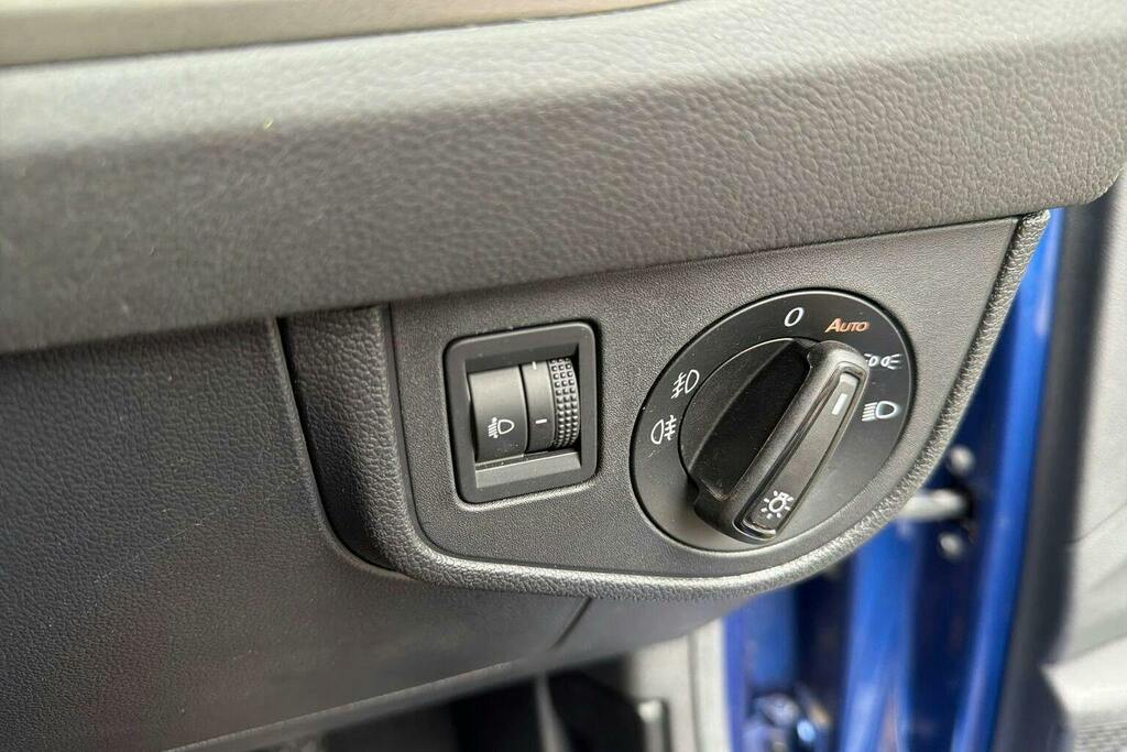 Volkswagen Polo Polo Match Tsi Black #36