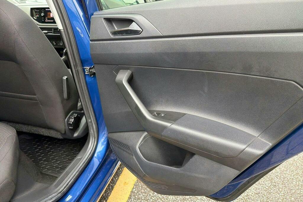 Volkswagen Polo Polo Match Tsi Black #29