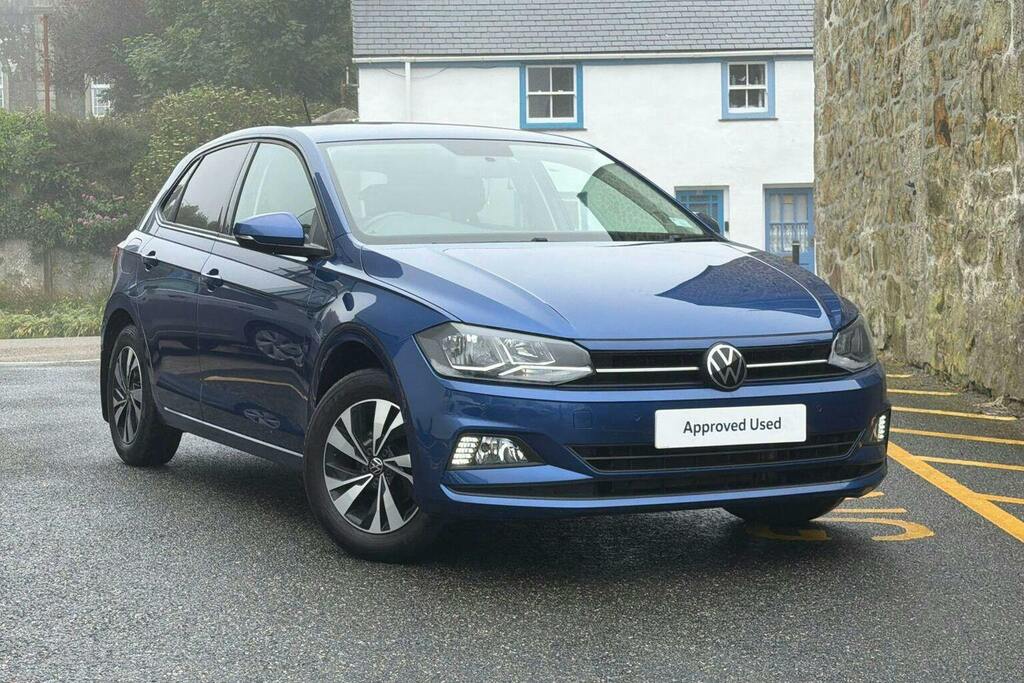 Volkswagen Polo Polo Match Tsi Black #1