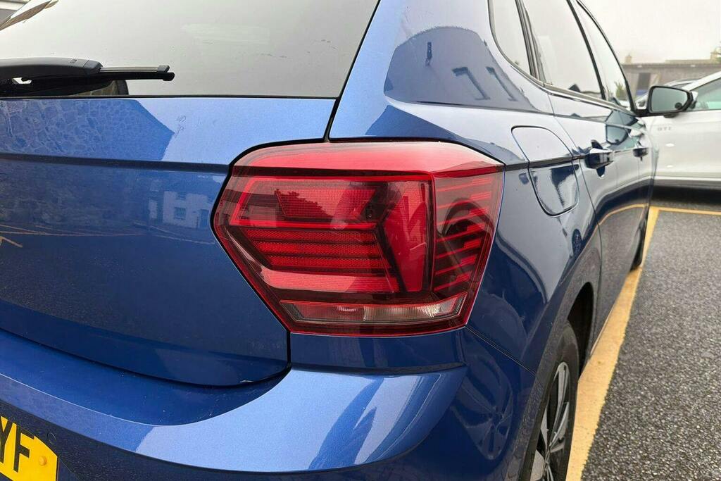 Volkswagen Polo Polo Match Tsi Black #27