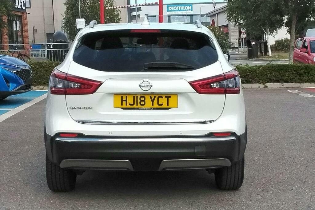 Nissan Qashqai 1.5 Dci Tekna Suv HJ18YCT White #4
