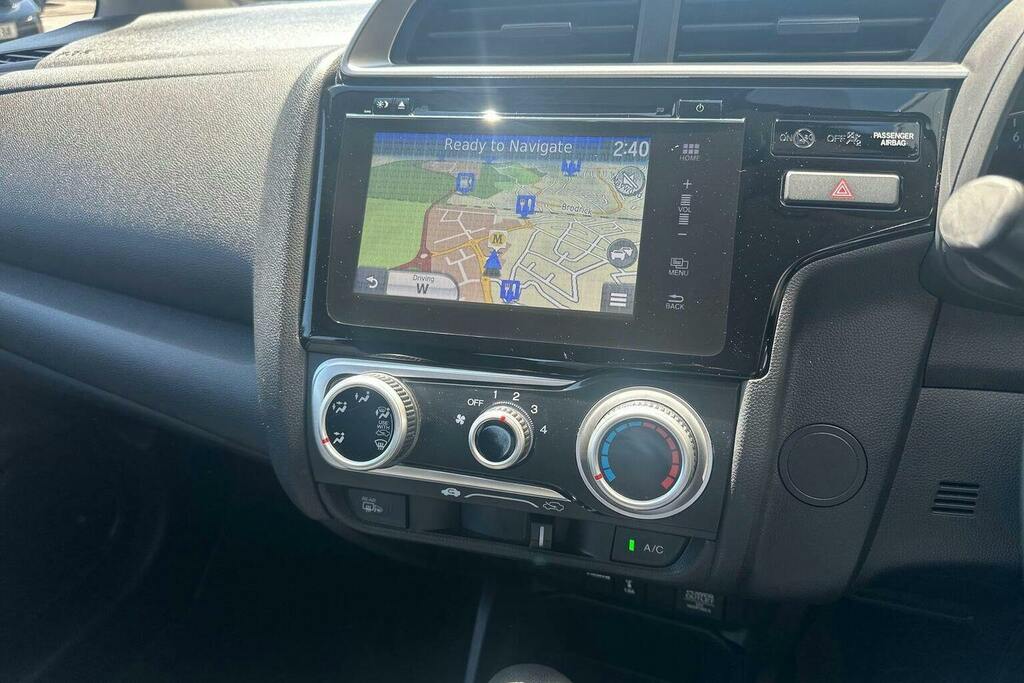 Honda Jazz 1.5 I-vtec Sport Navi Cvt Grey #29