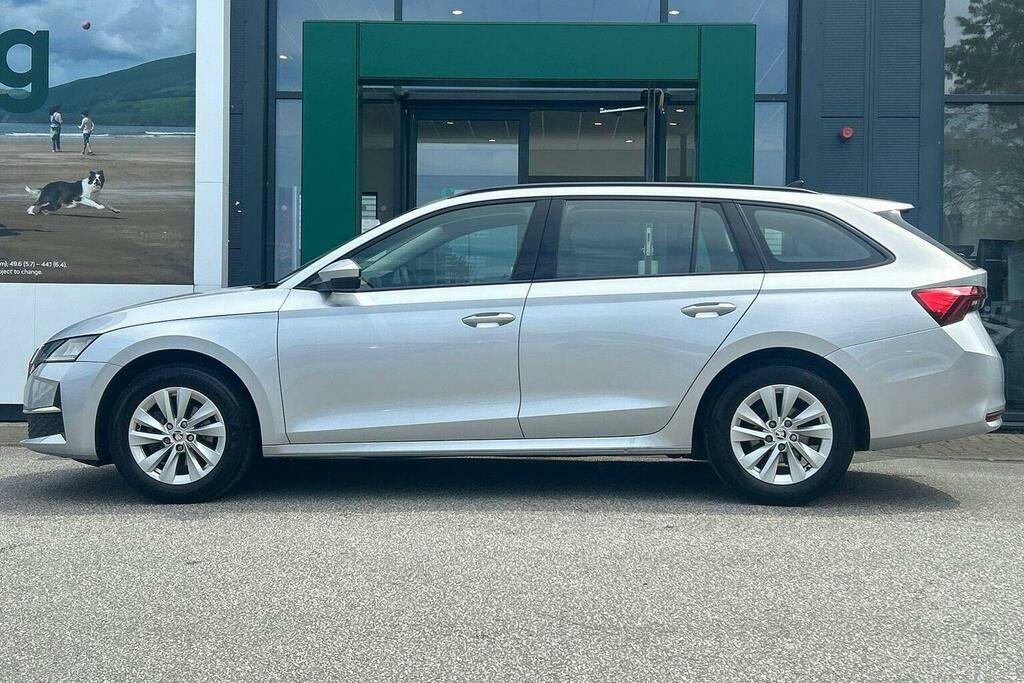 Skoda Octavia 1.5 Tsi Act Se Technology Estate GF74AUH Silver #6