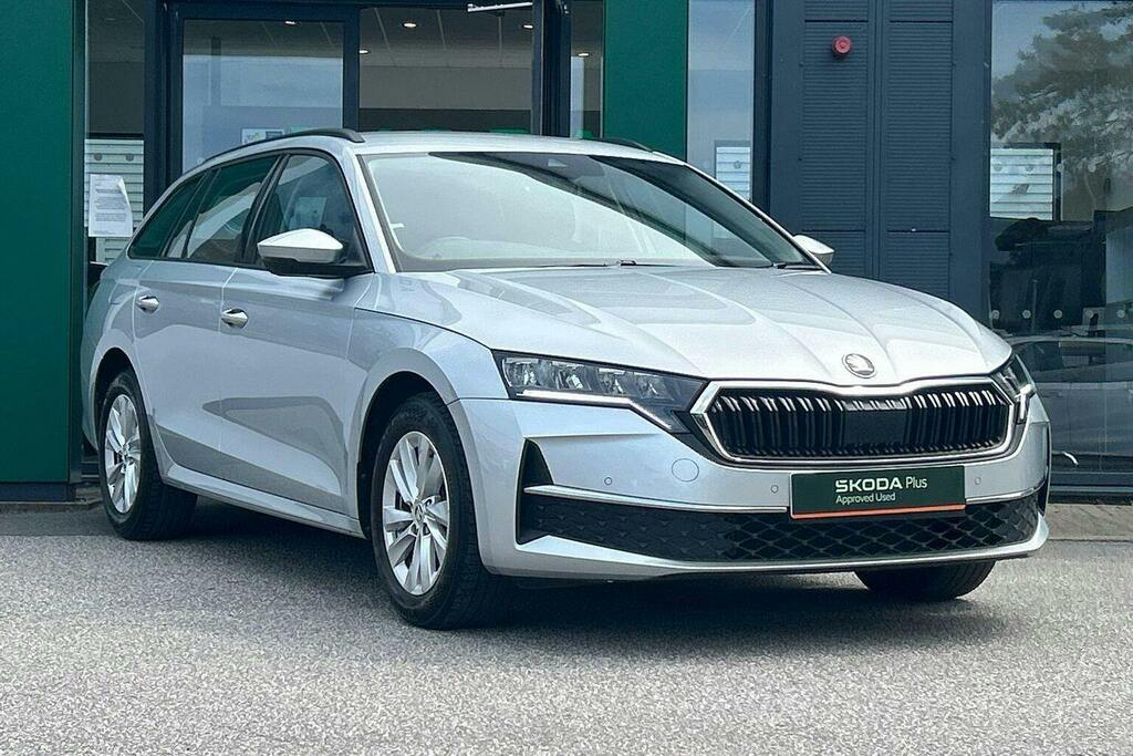 Skoda Octavia 1.5 Tsi Act Se Technology Estate GF74AUH Silver
