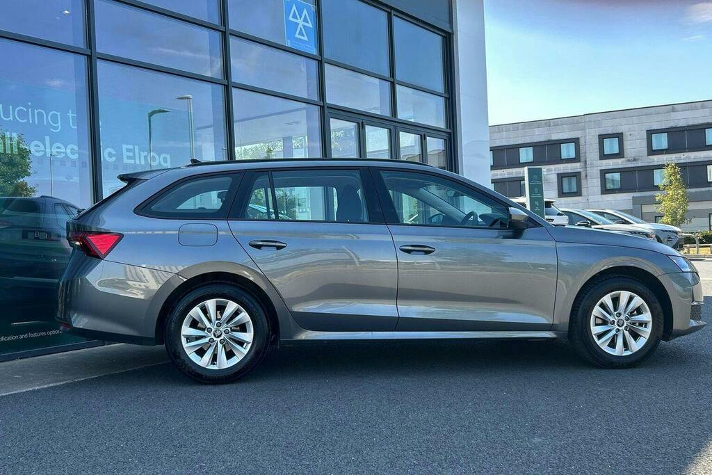 Skoda Octavia 1.5 Tsi Act Se Technology Estate GJ75NHU Grey #2