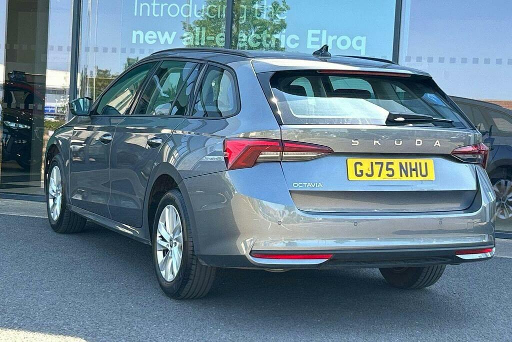 Skoda Octavia 1.5 Tsi Act Se Technology Estate GJ75NHU Grey #5