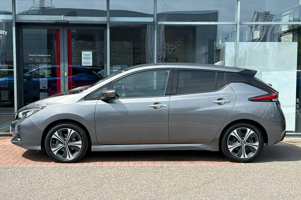 Nissan Leaf 40Kwh Tekna Hatchback DN71VKW Grey #6