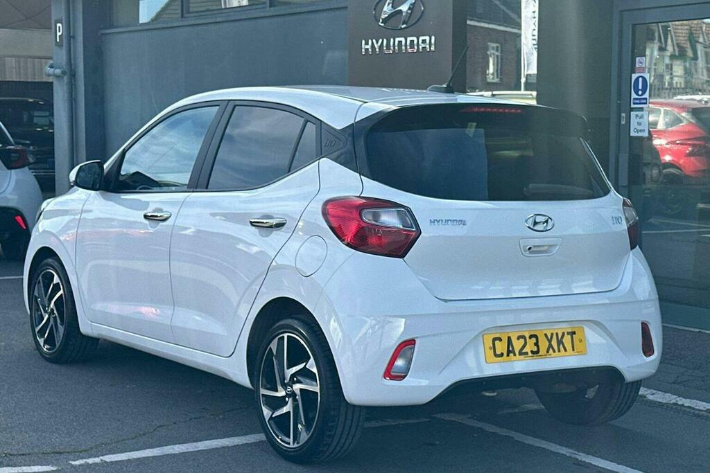 Hyundai I10 1.0 Premium Hatchback CA23XKT White #5
