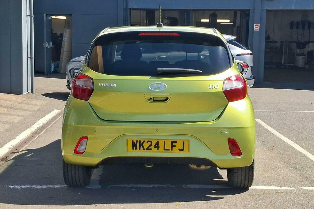 Hyundai I10 1.2 Premium Hatchback WK24LFJ Yellow #4