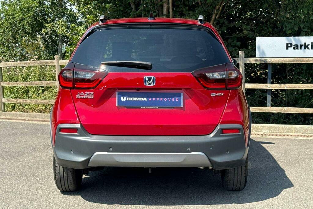 Honda Jazz 1.5 H I Mmd Crosstar Advance Hatchback Red #4