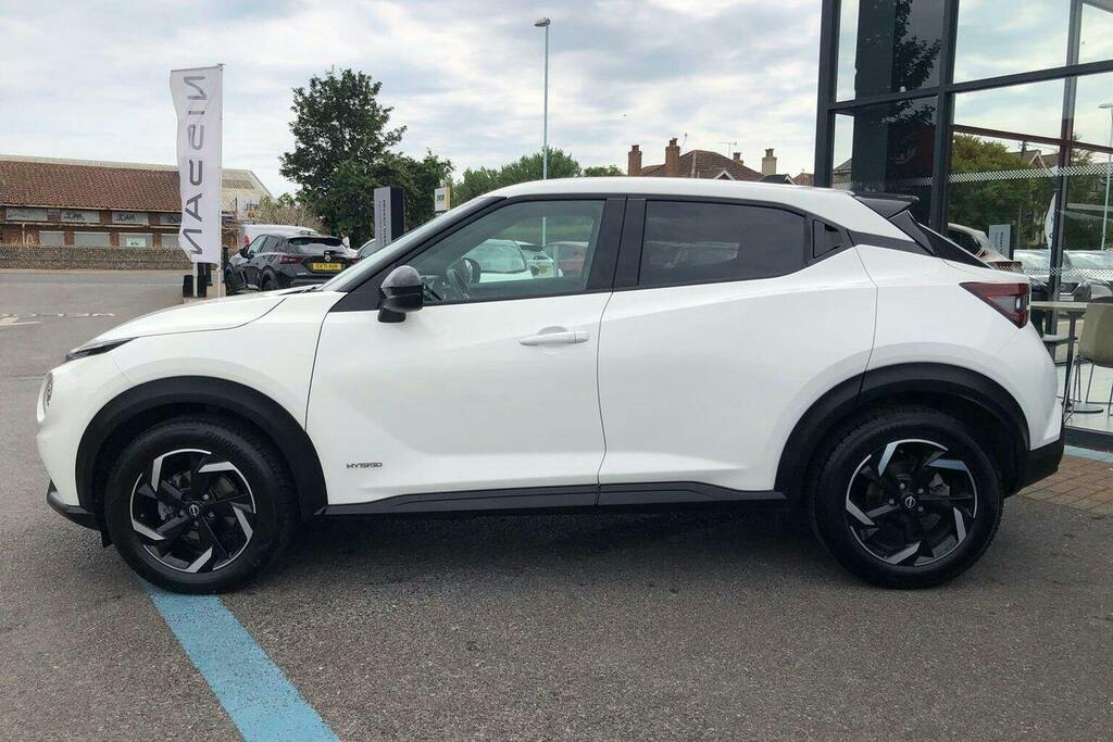 Nissan Juke 1.6 N Connecta Suv Hybrid White #6