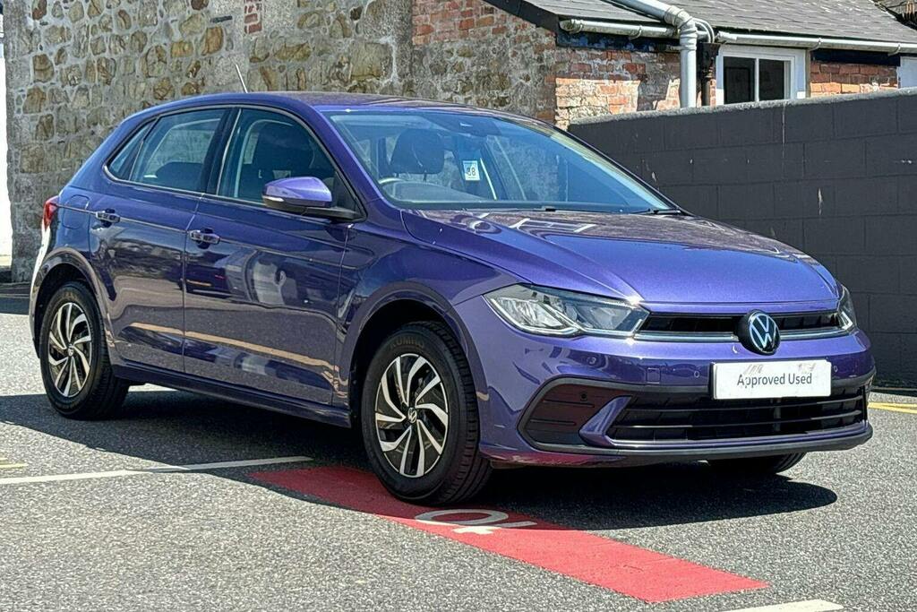 Volkswagen Polo 1.0 Tsi Life Hatchback Purple