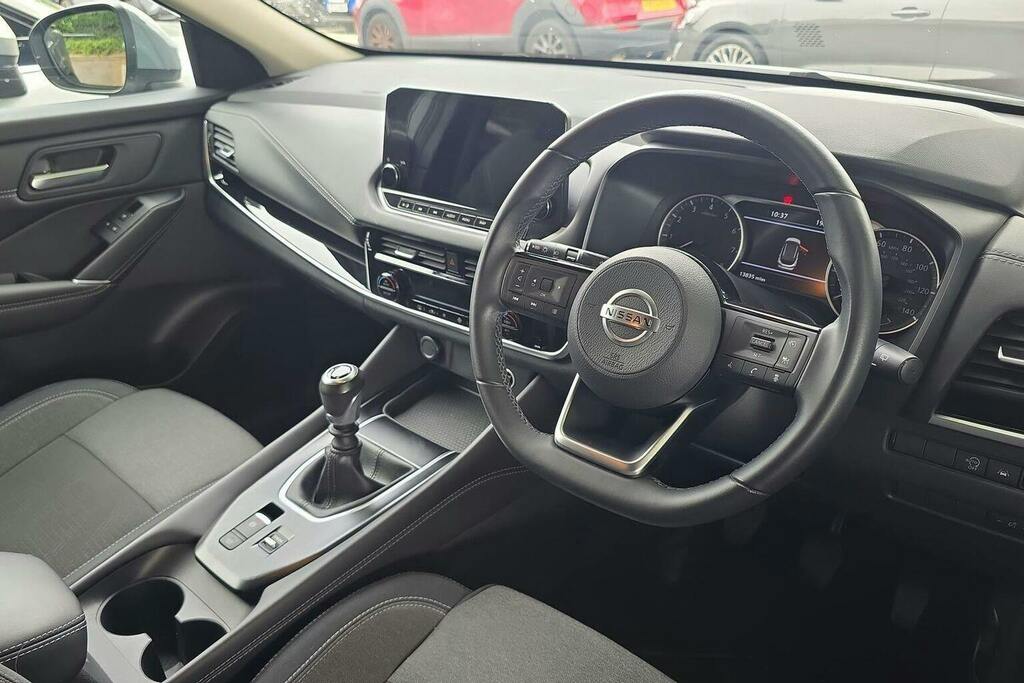 Nissan Qashqai 1.3L Tekna Black #10