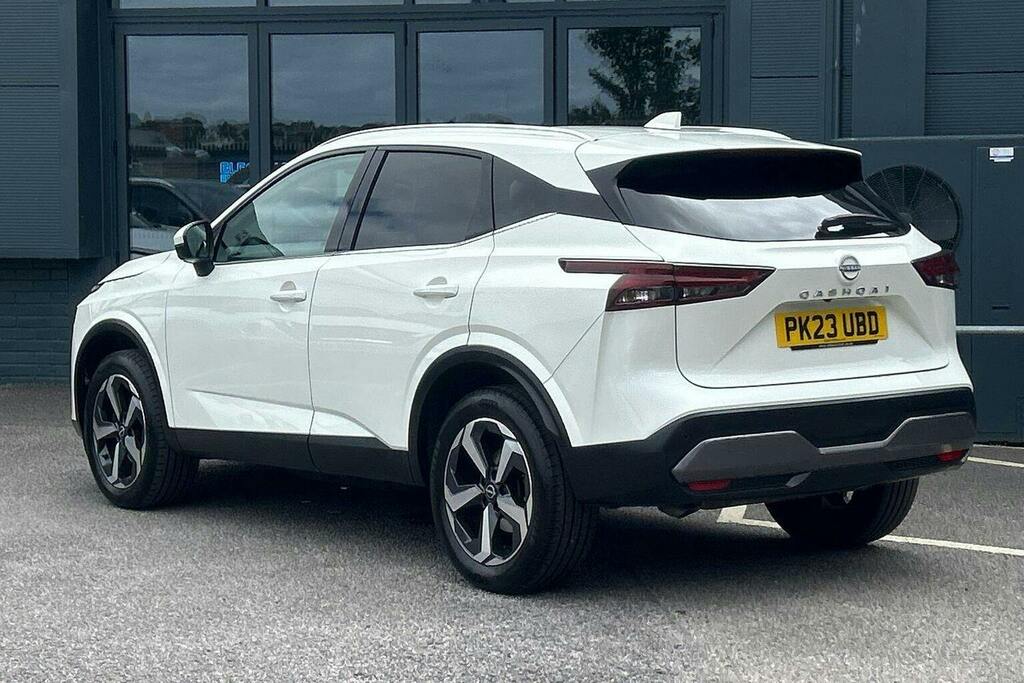 Nissan Qashqai 1.3 Dig T Mhev N Connecta Suv Hybrid Ma PK23UBD White #5