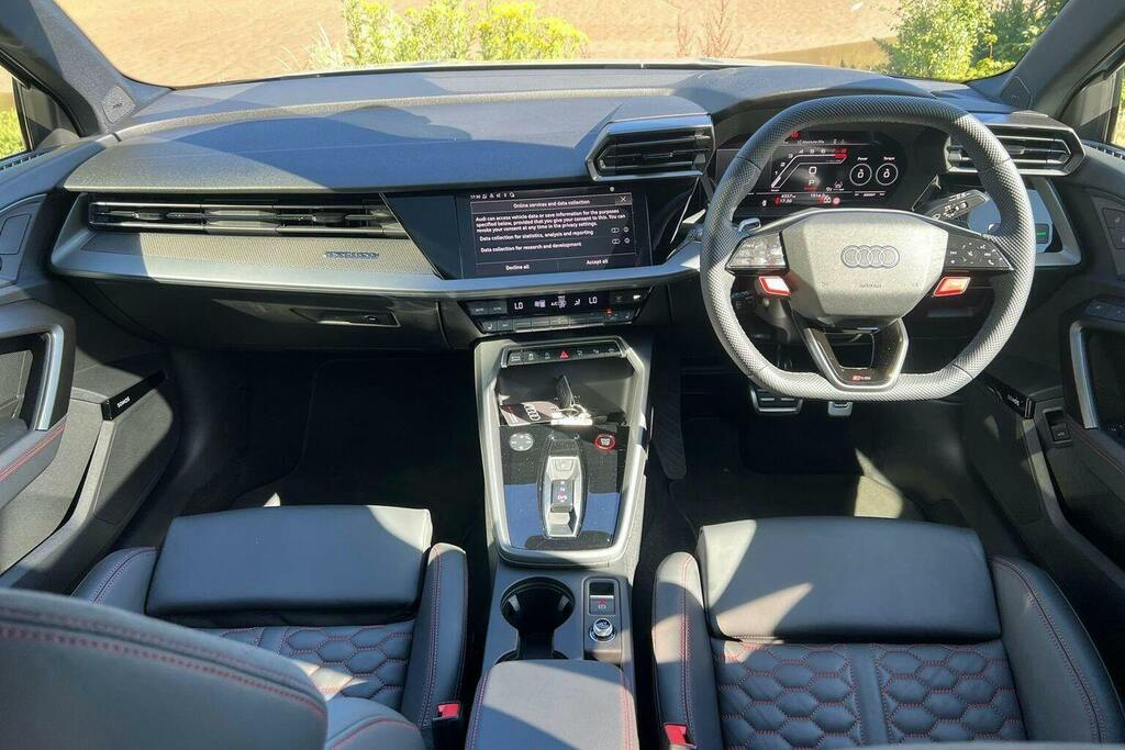 Audi RS3 Tfsi Carbon Black S Tronic Quattro Euro 6 4-Door Red #11