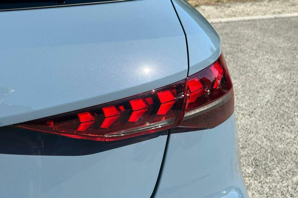 Audi RS3 Tfsi Carbon Black S Tronic Quattro Euro 6 4-Door Red #22