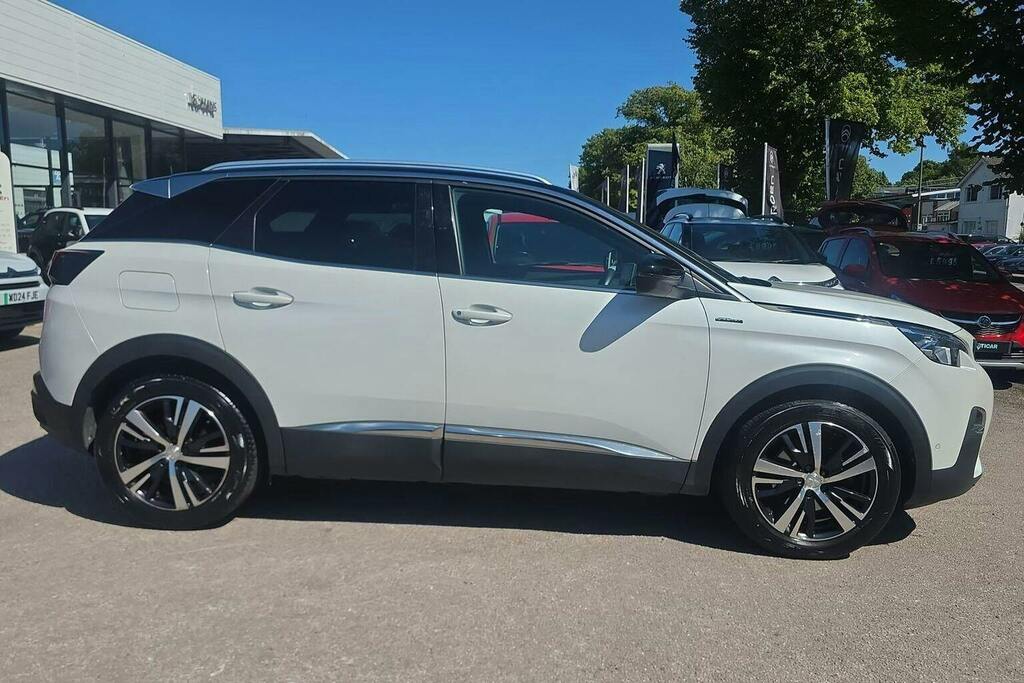 Peugeot 3008 1.5 Bluehdi Gt Line Suv Eat White #2