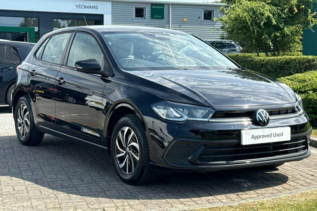 Volkswagen Polo 1.0 Tsi Life Hatchback Black