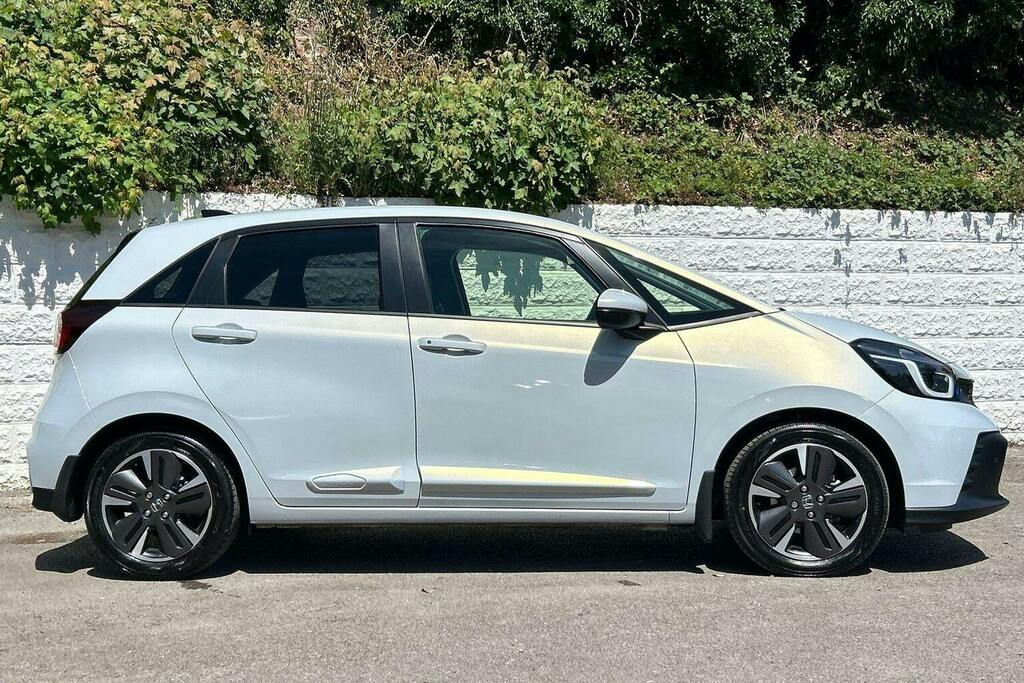 Honda Jazz 1.5 H I Mmd Advance Hatchback Hybrid Ec White #2
