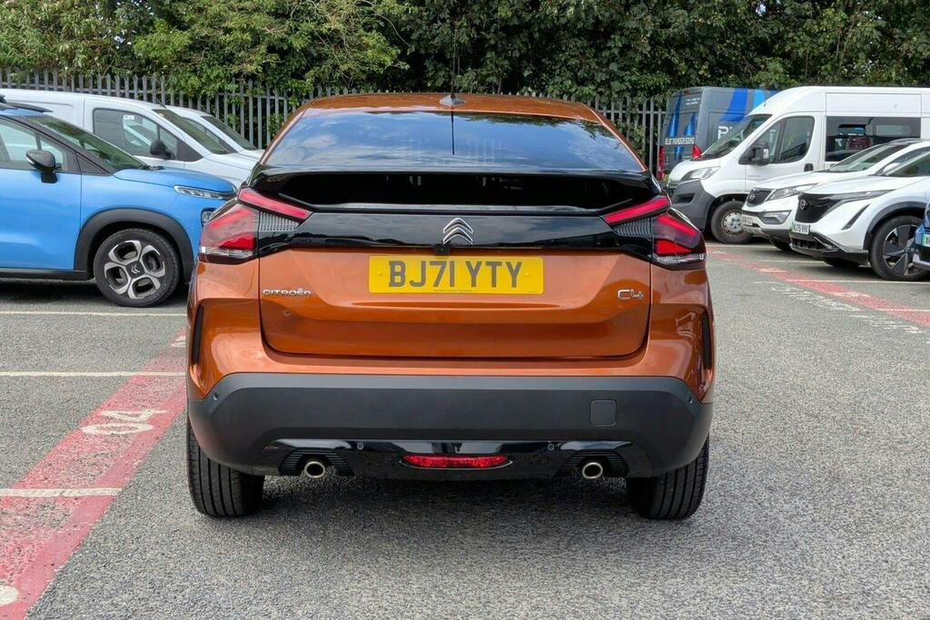 Citroen C4 1.2 Puretech Shine Hatchback Brown #4