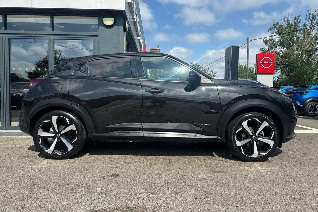 Nissan Juke 1.6 Tekna Suv Hybrid Black #2