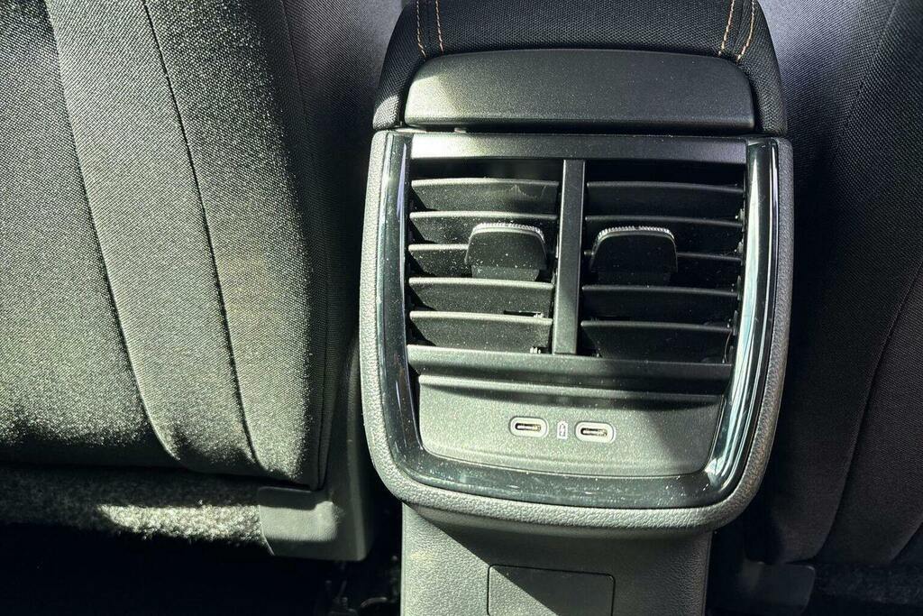 Skoda Kamiq 1.0 Tsi 116 Se Edition Dsg Grey #40