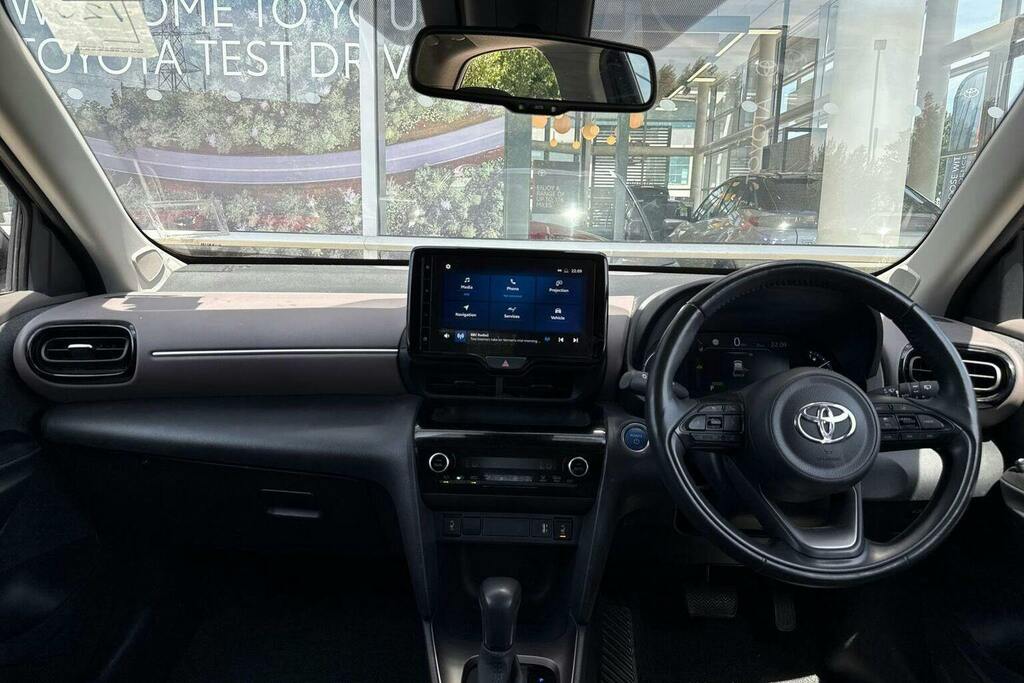 Toyota Yaris Cross 1.5 Vvt H Excel Suv Hybrid E Cvt GP22HBK Grey #6
