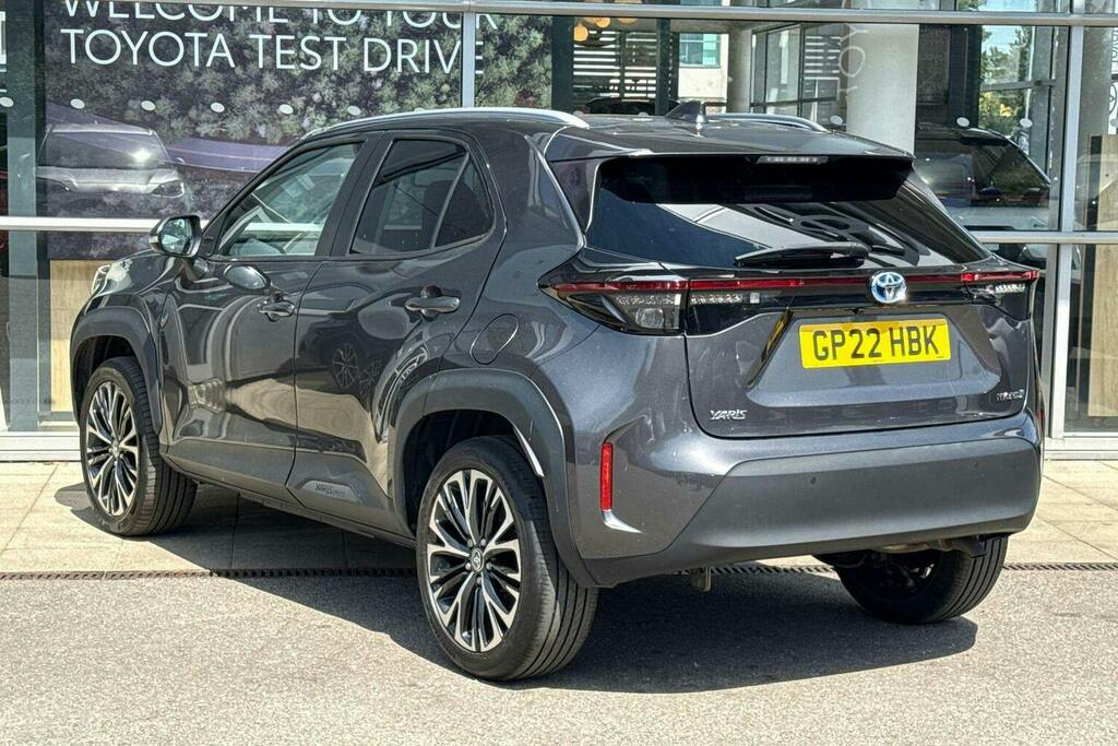 Toyota Yaris Cross 1.5 Vvt H Excel Suv Hybrid E Cvt GP22HBK Grey #4