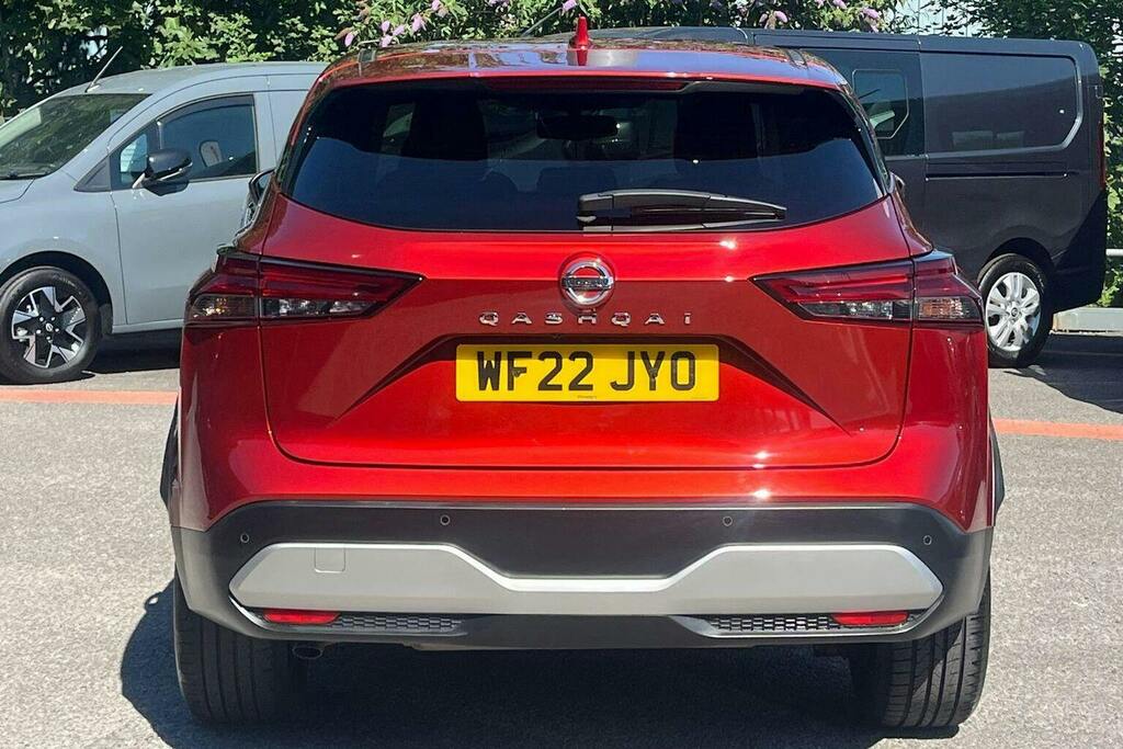 Nissan Qashqai 1.3 Dig T Mhev N Connecta Suv Hybrid Ma WF22JYO Red #4