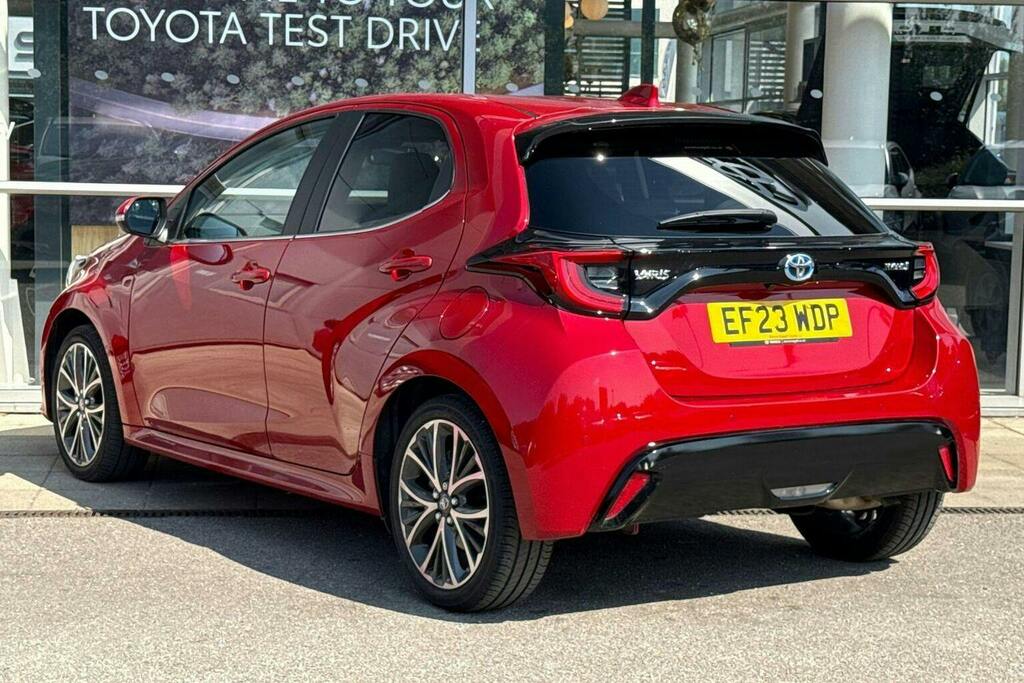 Toyota Yaris 1.5 Vvt H Excel Hatchback Hybrid E Cvt EF23WDP Red #4