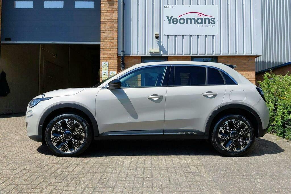 Fiat 600 1.2 Mhev La Prima Suv Hybrid E Dct Beige #6