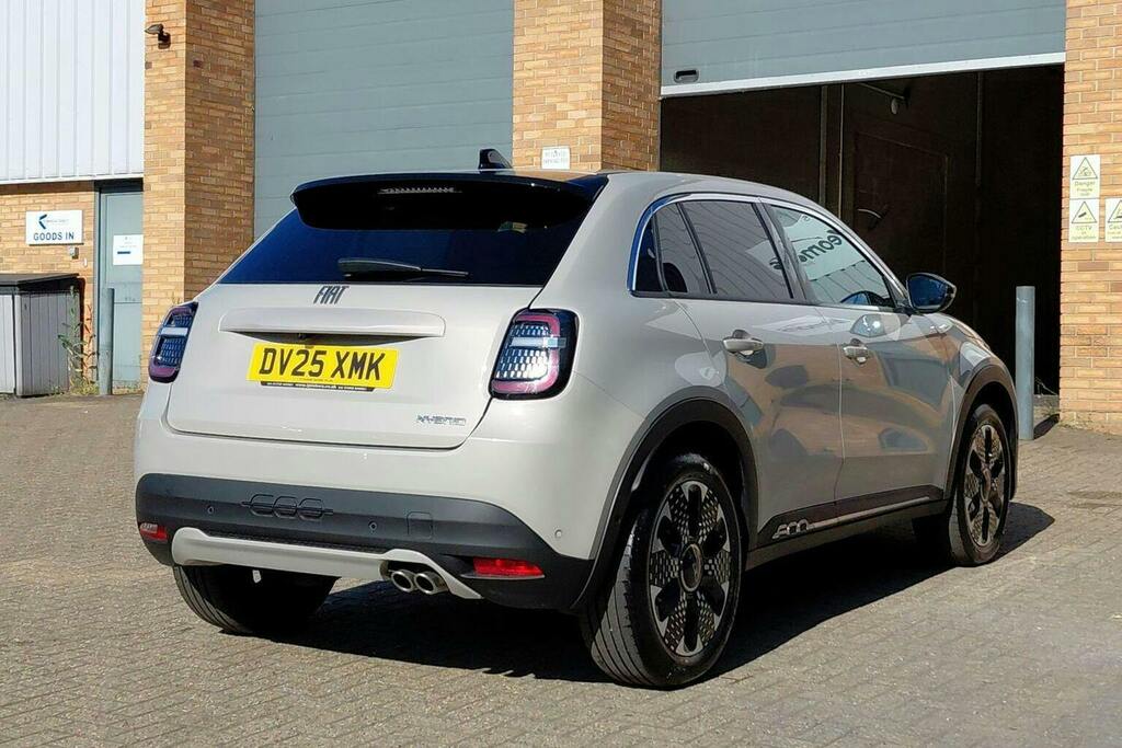 Fiat 600 1.2 Mhev La Prima Suv Hybrid E Dct Beige #3