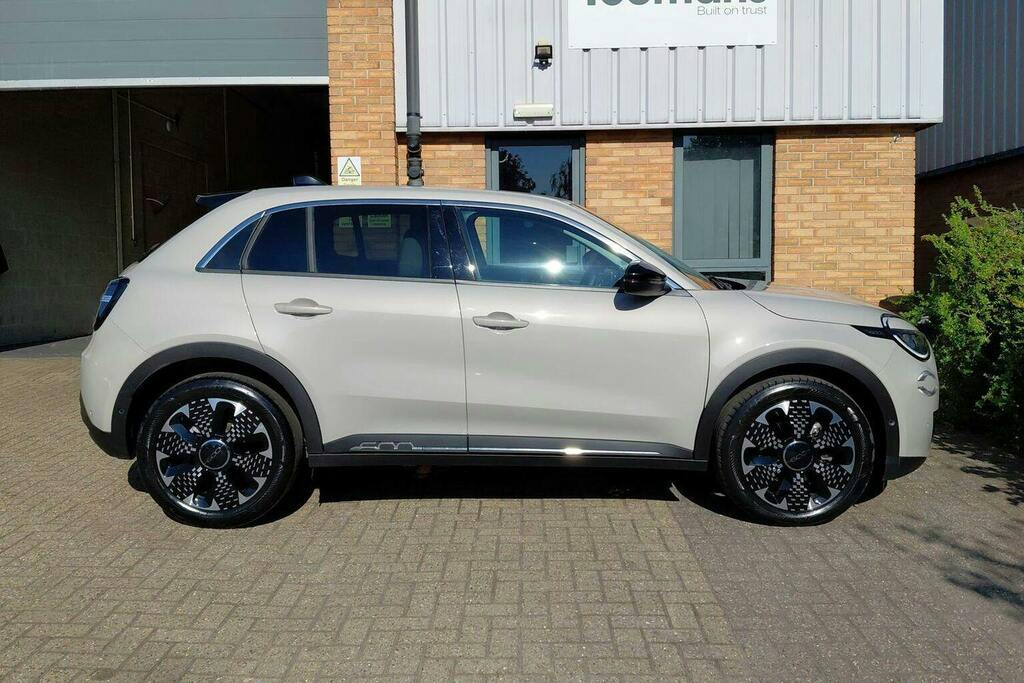 Fiat 600 1.2 Mhev La Prima Suv Hybrid E Dct Beige #2