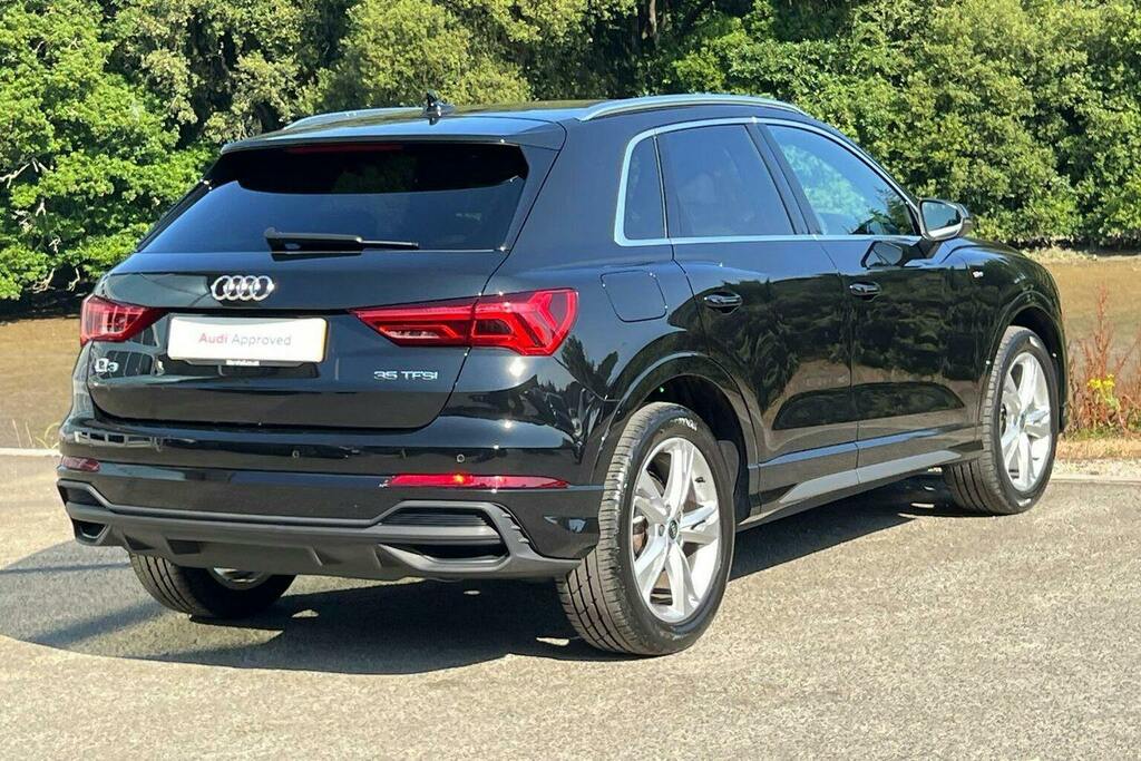 Audi Q3 1.5 Tfsi Cod 35 S Line Suv S Tronic LC74WJF Black #3