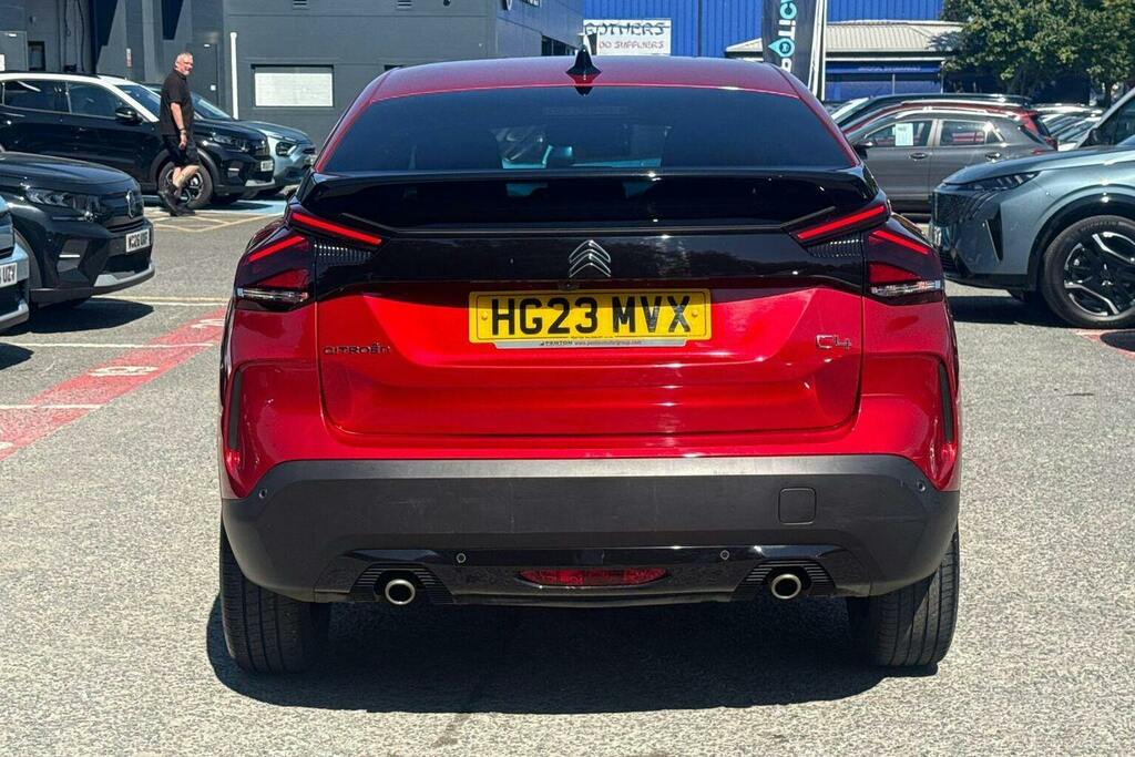 Citroen C4 1.2 Puretech Shine Plus Hatchback Eat8 Red #4