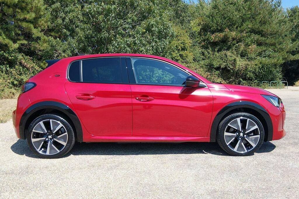 Peugeot e-208 50Kwh Gt Premium Hatchback Red #2