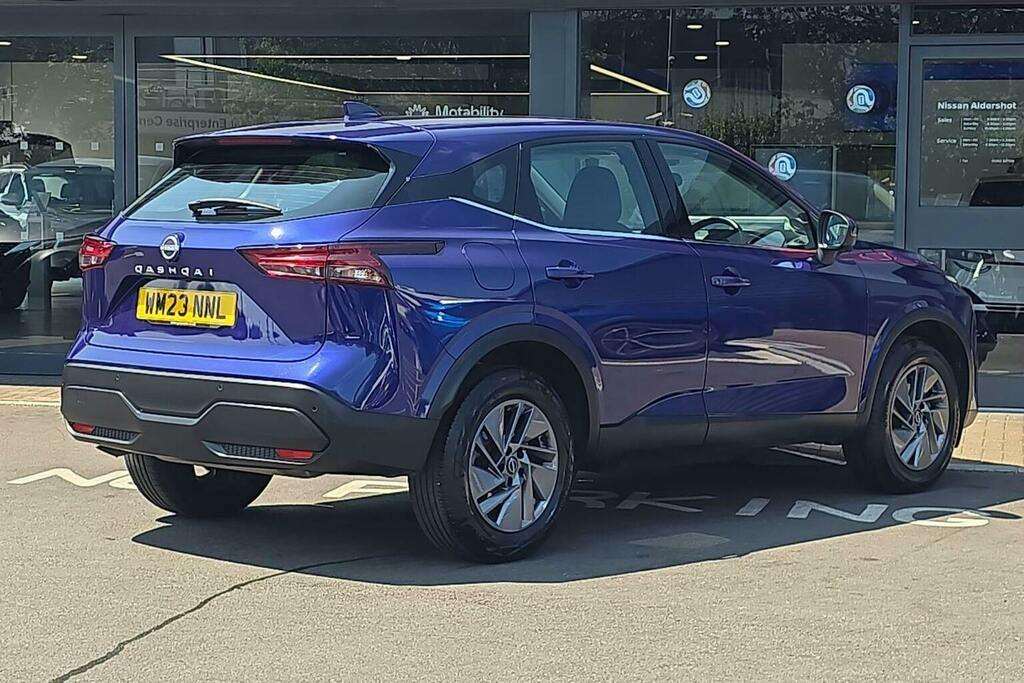 Nissan Qashqai 1.3 Dig T Mhev Acenta Premium Suv Hybri WM23NNL Blue #3