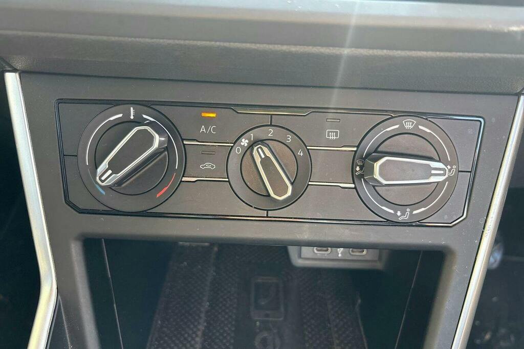 Volkswagen Polo 1.0 Tsi 95Ps Match Reversing Cameraheated Sea Black #34