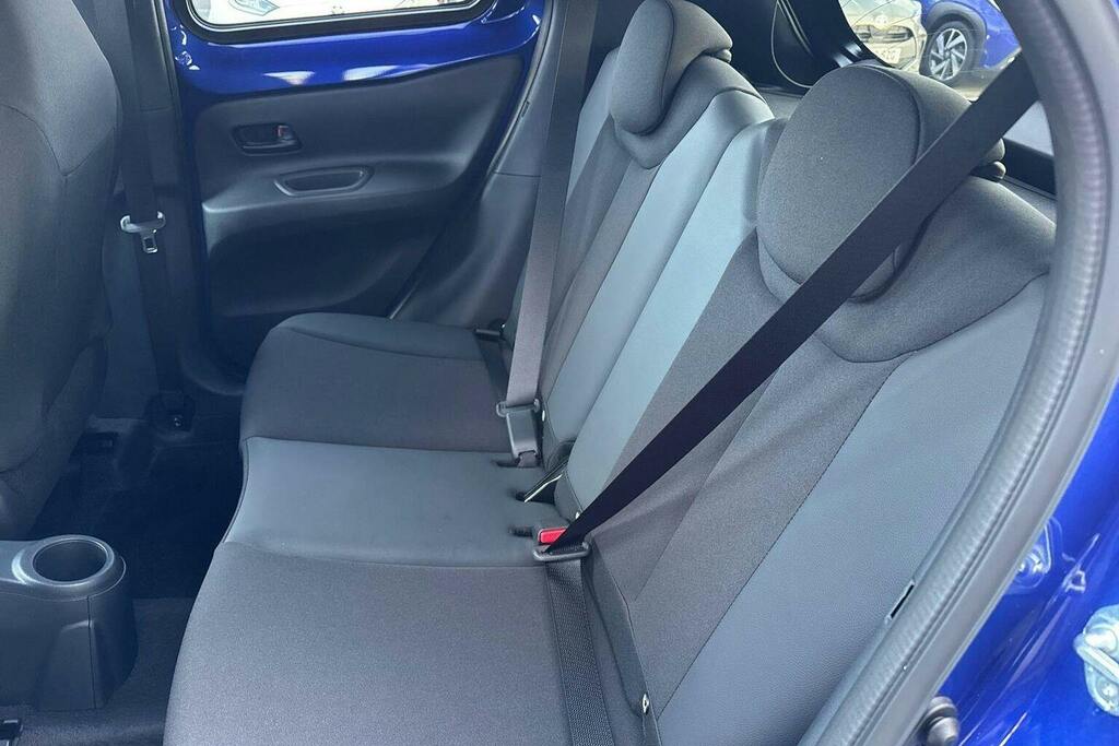 Toyota Aygo X 1.0 Vvt I Exclusive Hatchback X Shift Blue #6