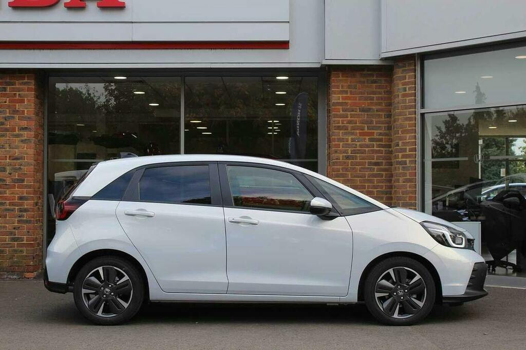 Honda Jazz 1.5 H I Mmd Advance Sport Hatchback Hyb White #5
