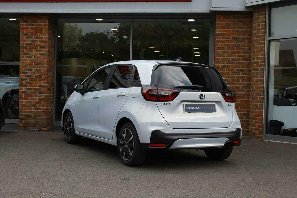 Honda Jazz 1.5 H I Mmd Advance Sport Hatchback Hyb White #3