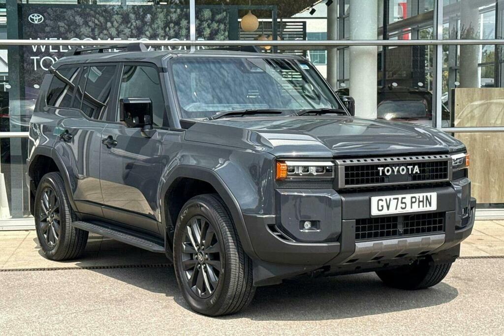 Toyota Land Cruiser 2.8D Mhev Invincible Suv Hybrid 4W Grey