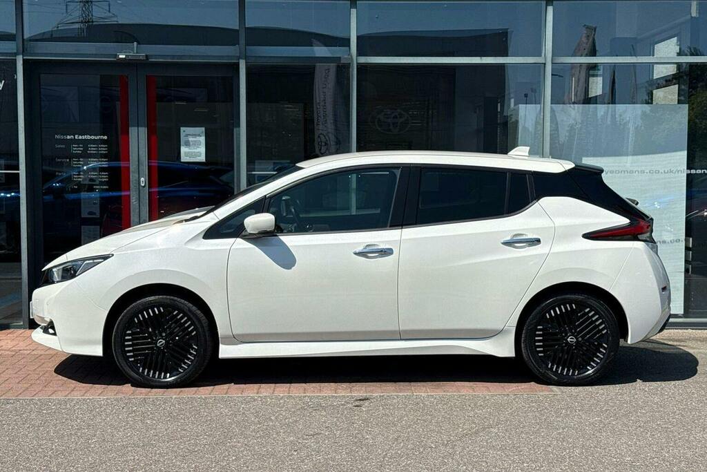 Nissan Leaf 59Kwh E Plus N Connecta Hatchback Aut White #6