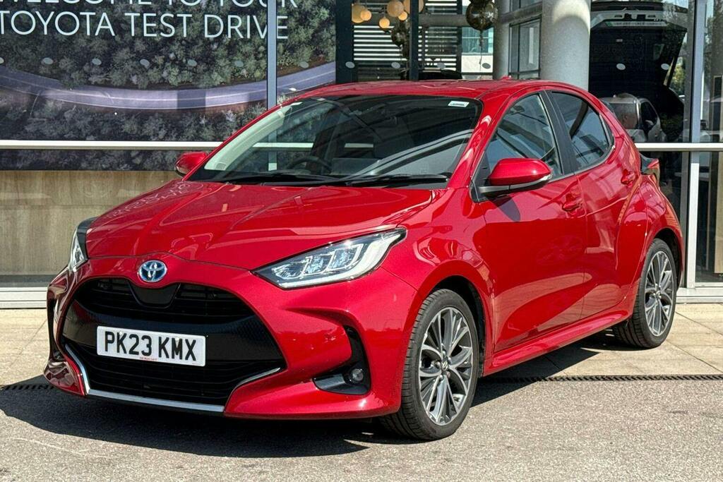 Toyota Yaris 1.5 Vvt H Excel Hatchback Hybrid E Cvt Red #3